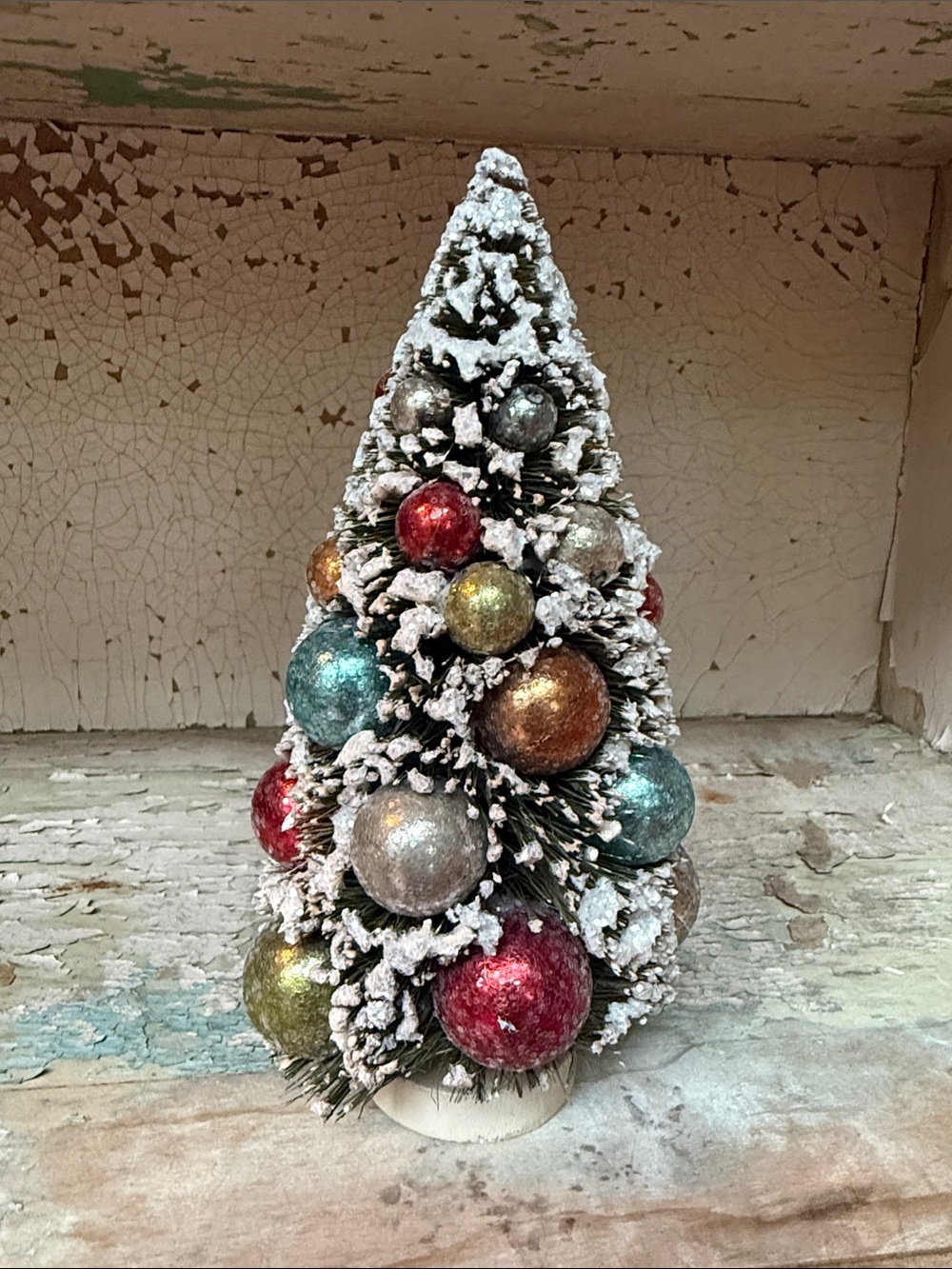 🎄 Retro Flocked Mini Holiday Tree with Red, Blue, Gold and Silver Ornaments